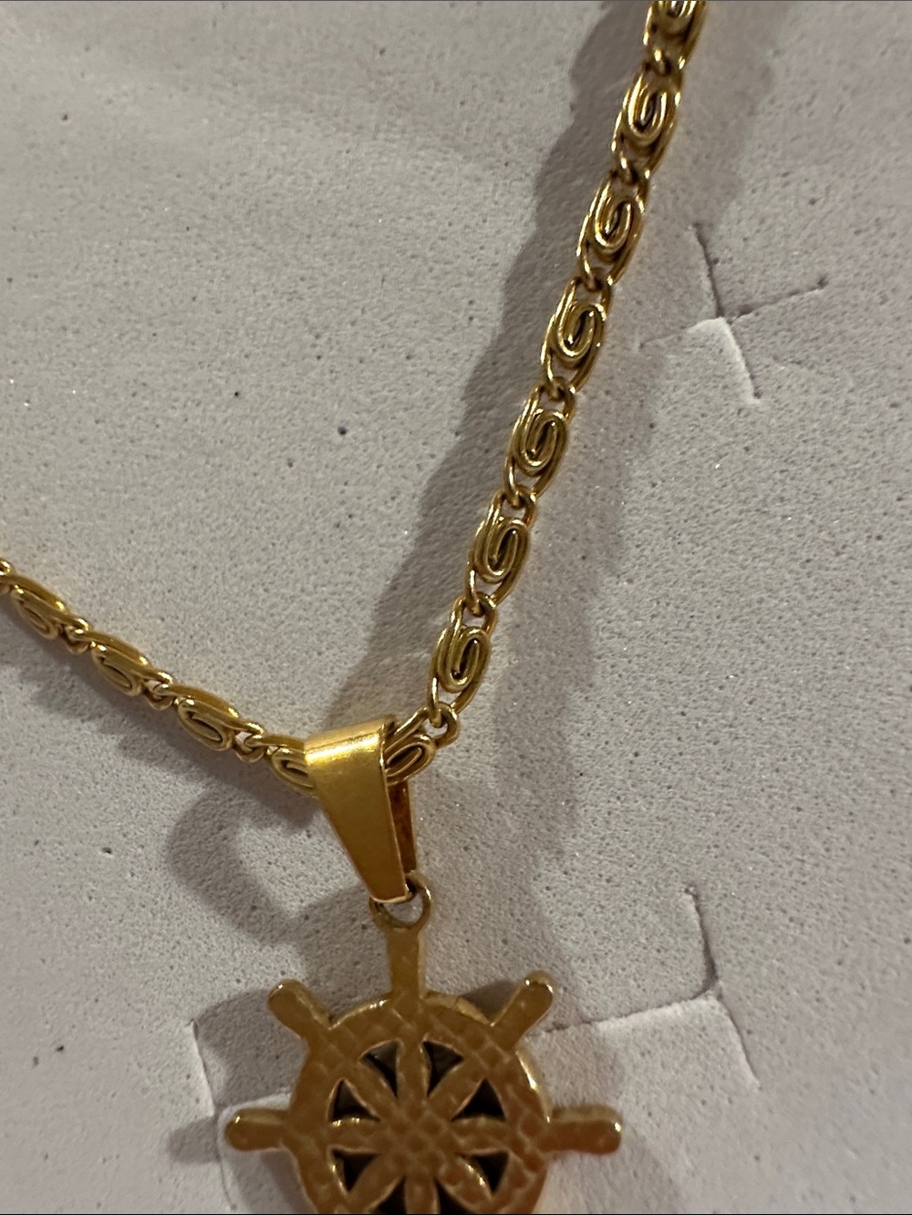 Gold Nautical Ship Wheel Pendant Necklace - Women Jewelry